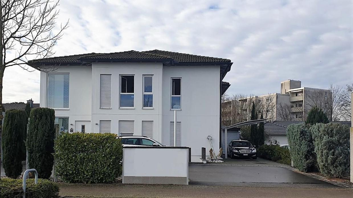 Ferienwohnung Tulpenbaum Bad Krozingen Bagian luar foto